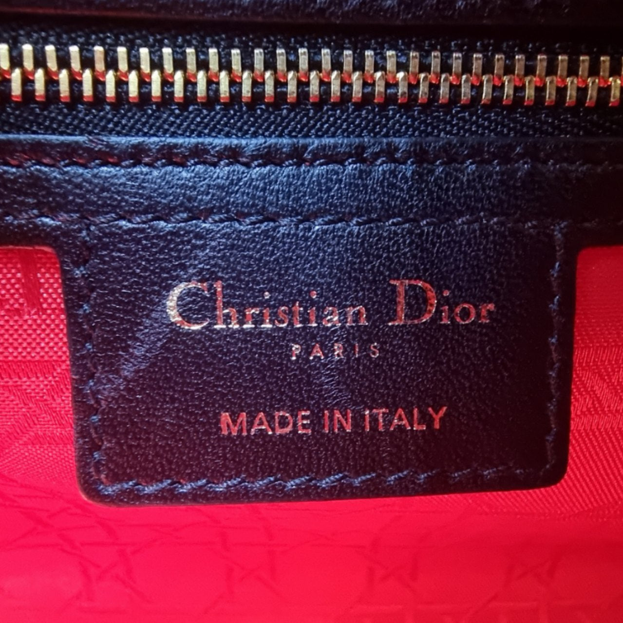 Christian Dior Lady Dior Medium Cannage Lambskin Ghw (Black)