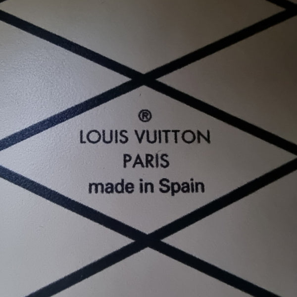 Louis Vuitton Boite Chapeau Mini Crossbody Monogram Reverse Ghw