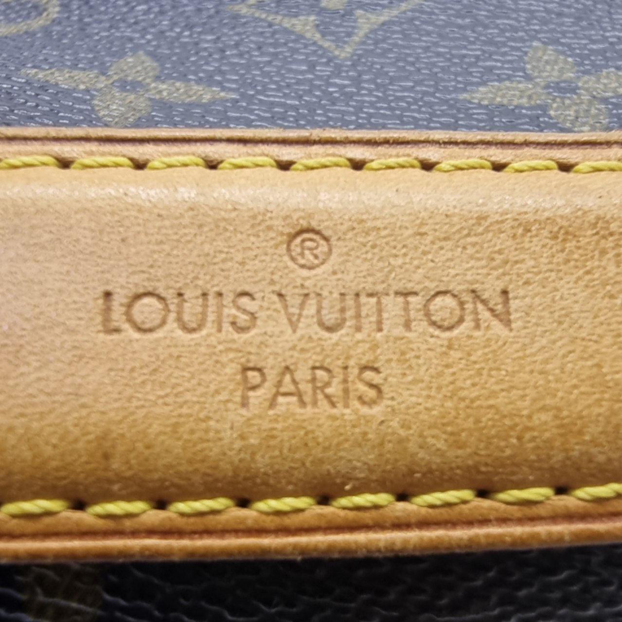Louis Vuitton Pochette Metis Monogram Ghw