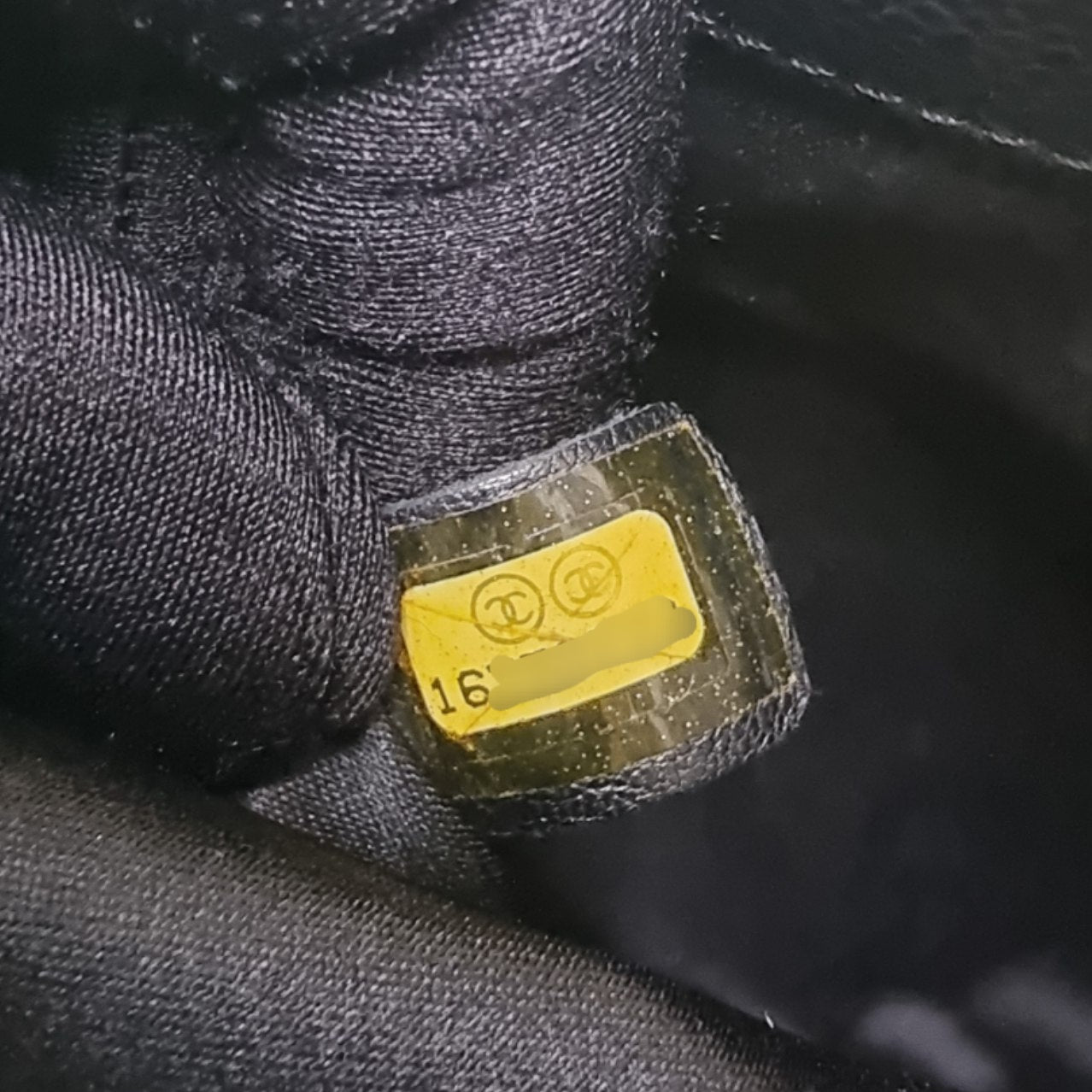 Chanel GST Caviar Ghw (Black)