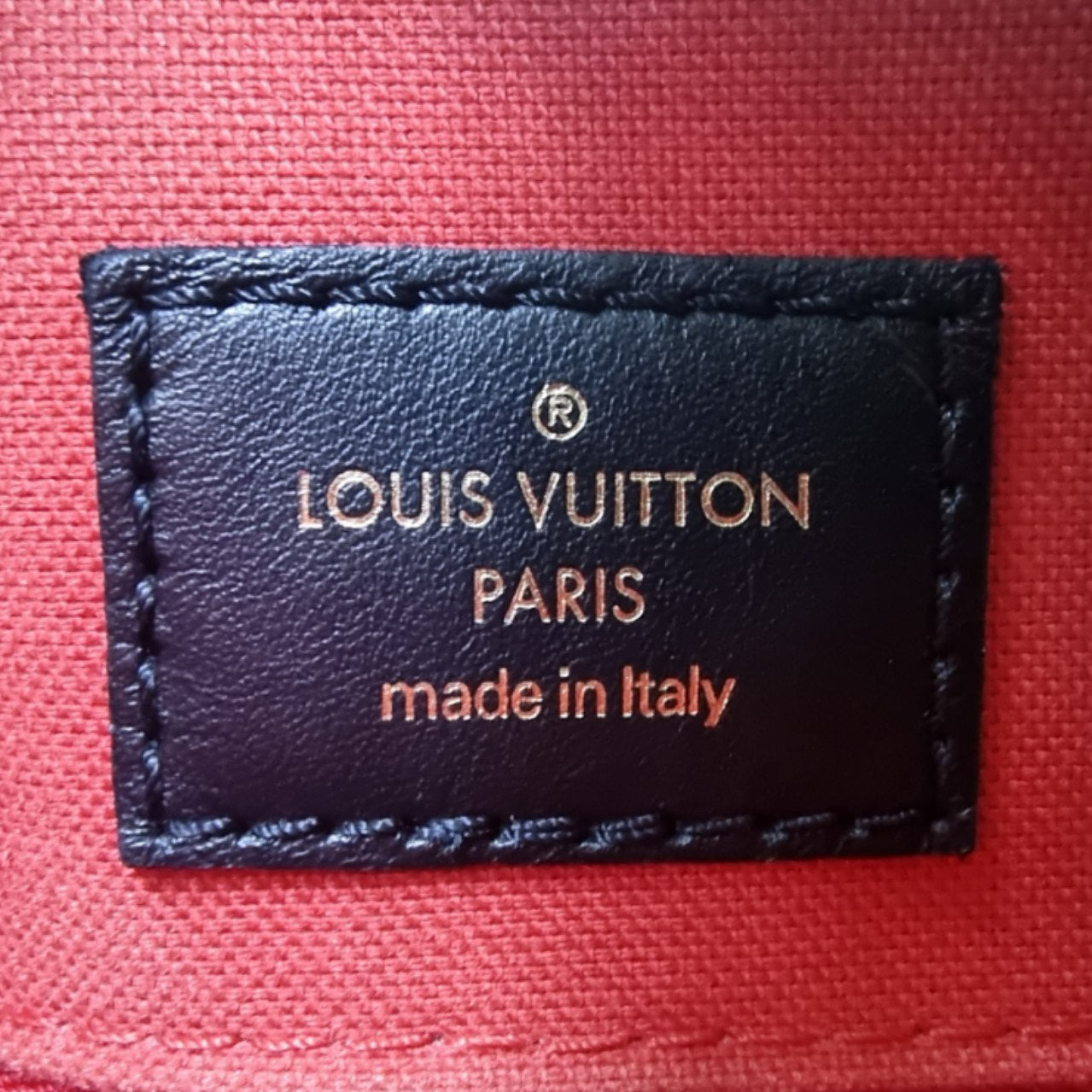 Louis Vuitton OnTheGo MM Monogram Giant Reverse Ghw