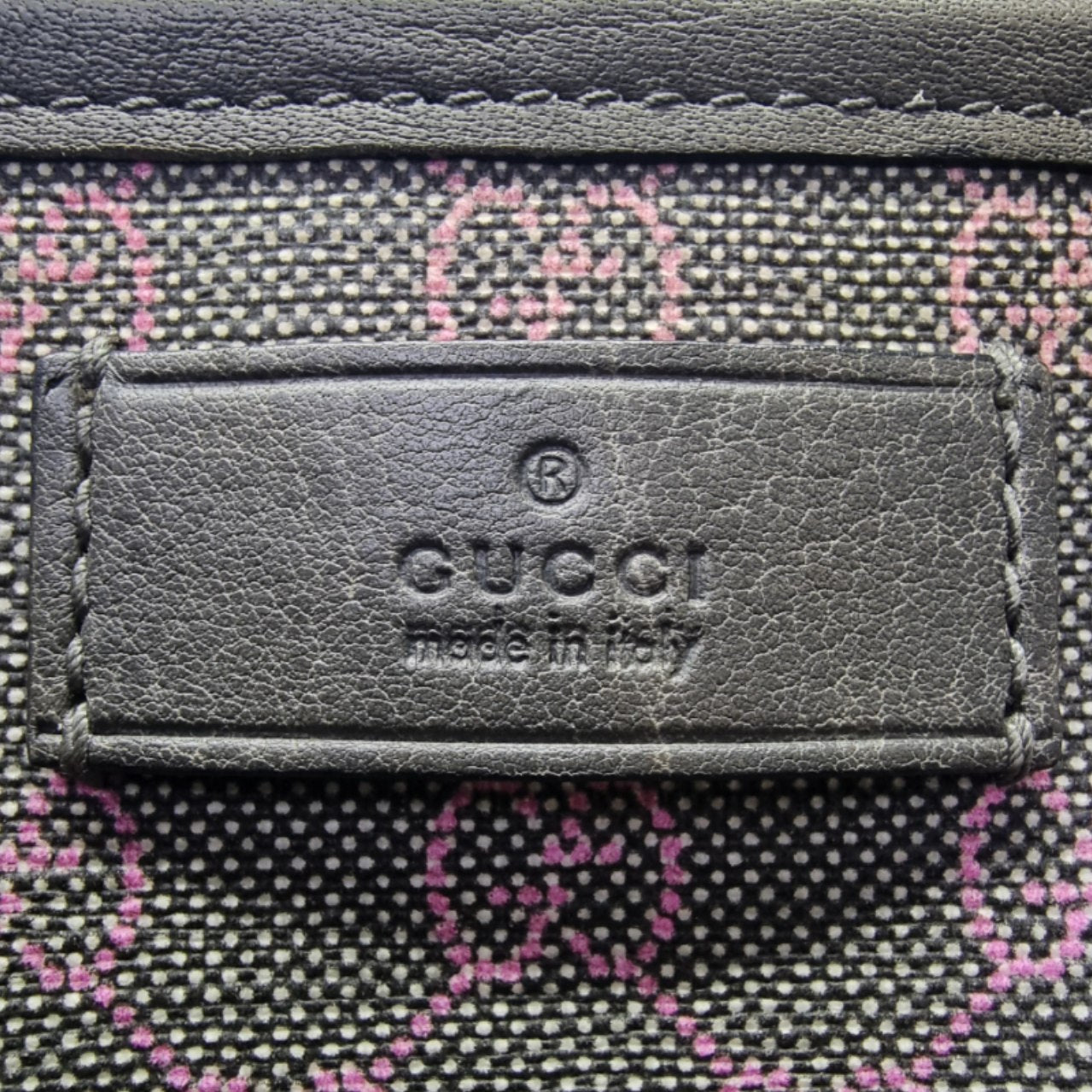Gucci GG Gradient Logo Canvas Shoulder Bag Shw (Grey Multicolor)
