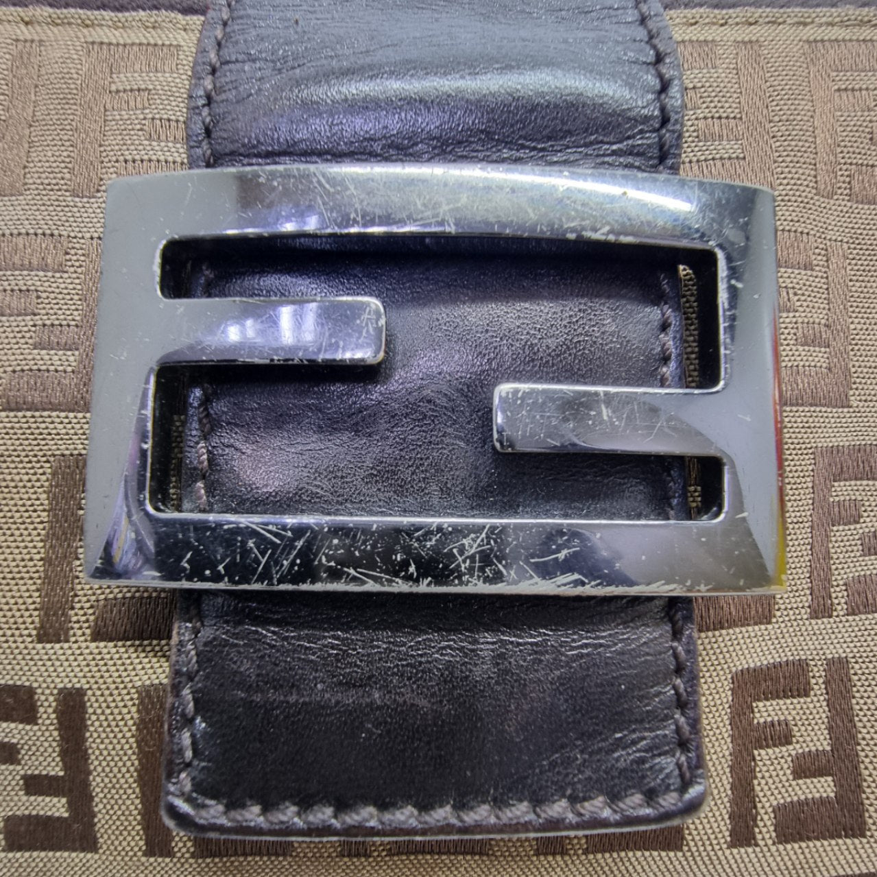 Fendi Vintage Zucchino Canvas Baguette Shw (Brown)