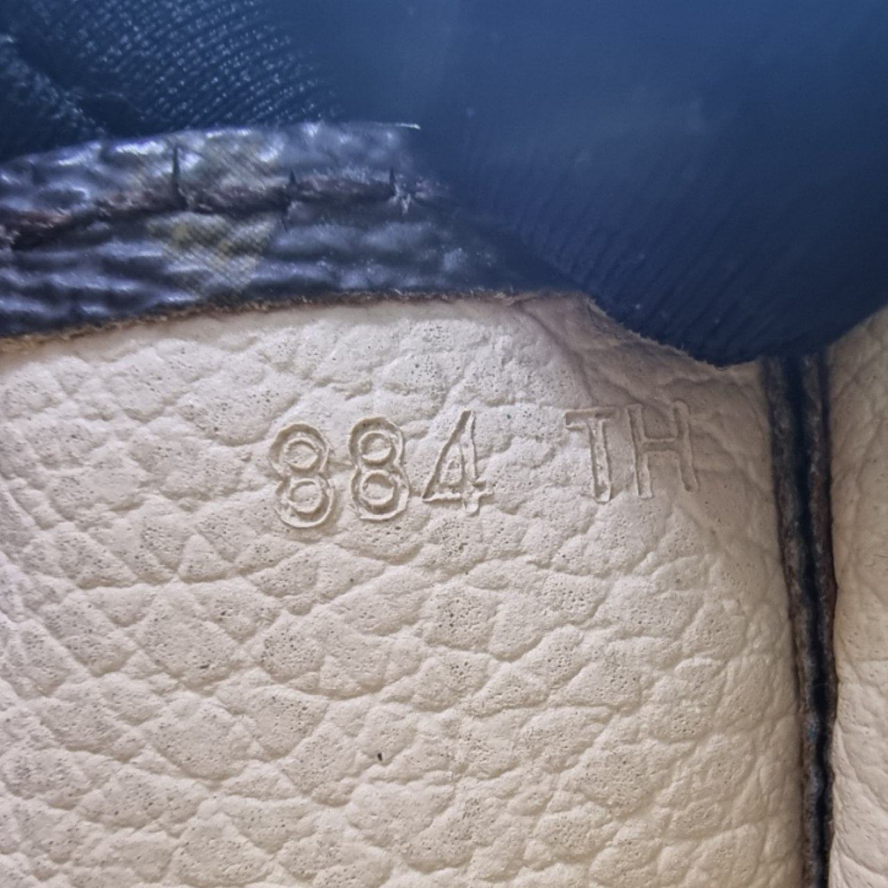 Louis Vuitton Toiletry Pouch 26 Monogram Ghw