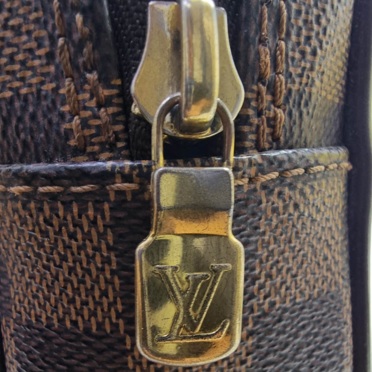 Louis Vuitton Saint Paul Clutch Damier Ebene Ghw