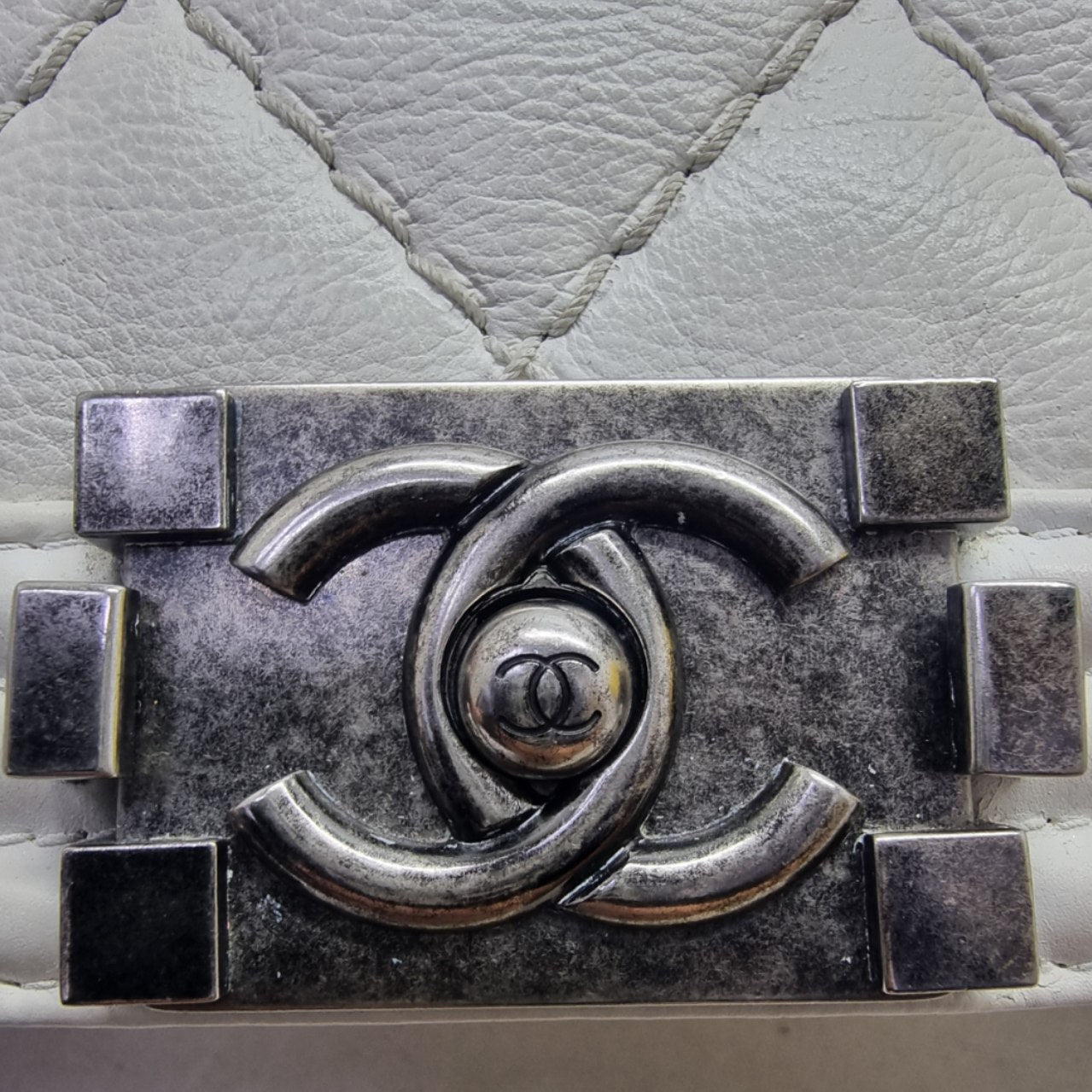 Chanel Boy Medium Calfskin Quilted Wild Stitch Rhw (White)