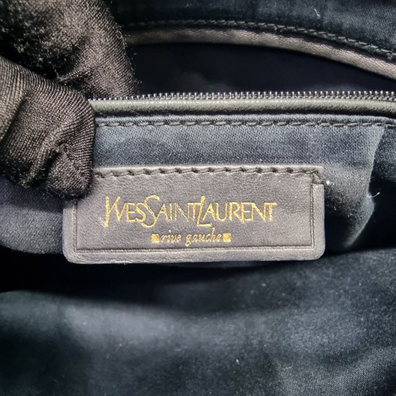 YSL Y-Mail Patent Leather Large Document Bag Ghw (Black)