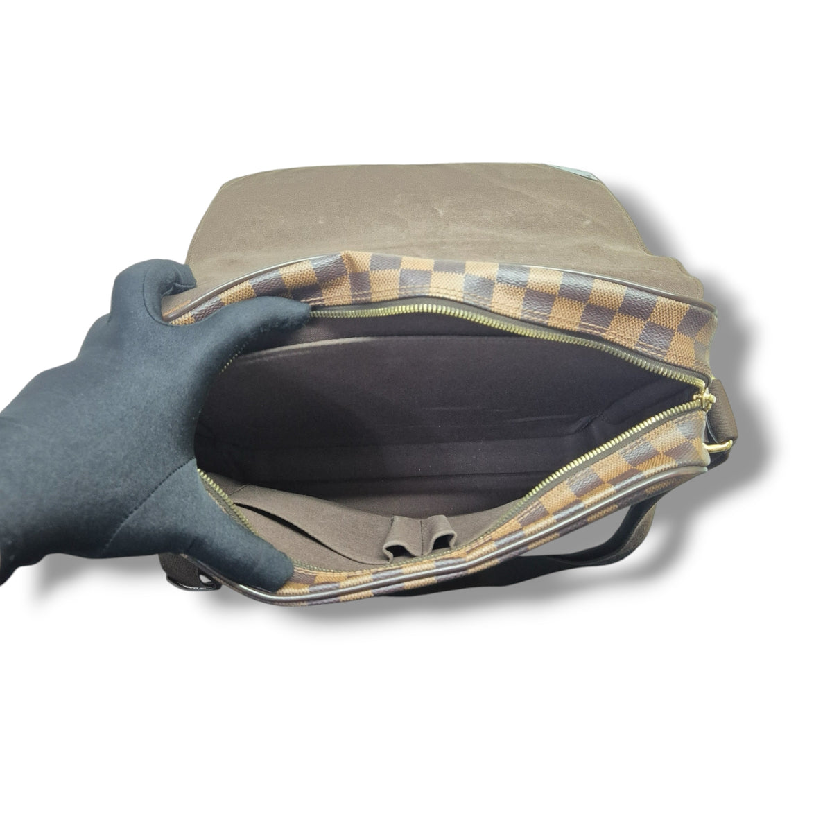 Louis Vuitton Shelton MM Messenger Bag Damier Ebene Ghw