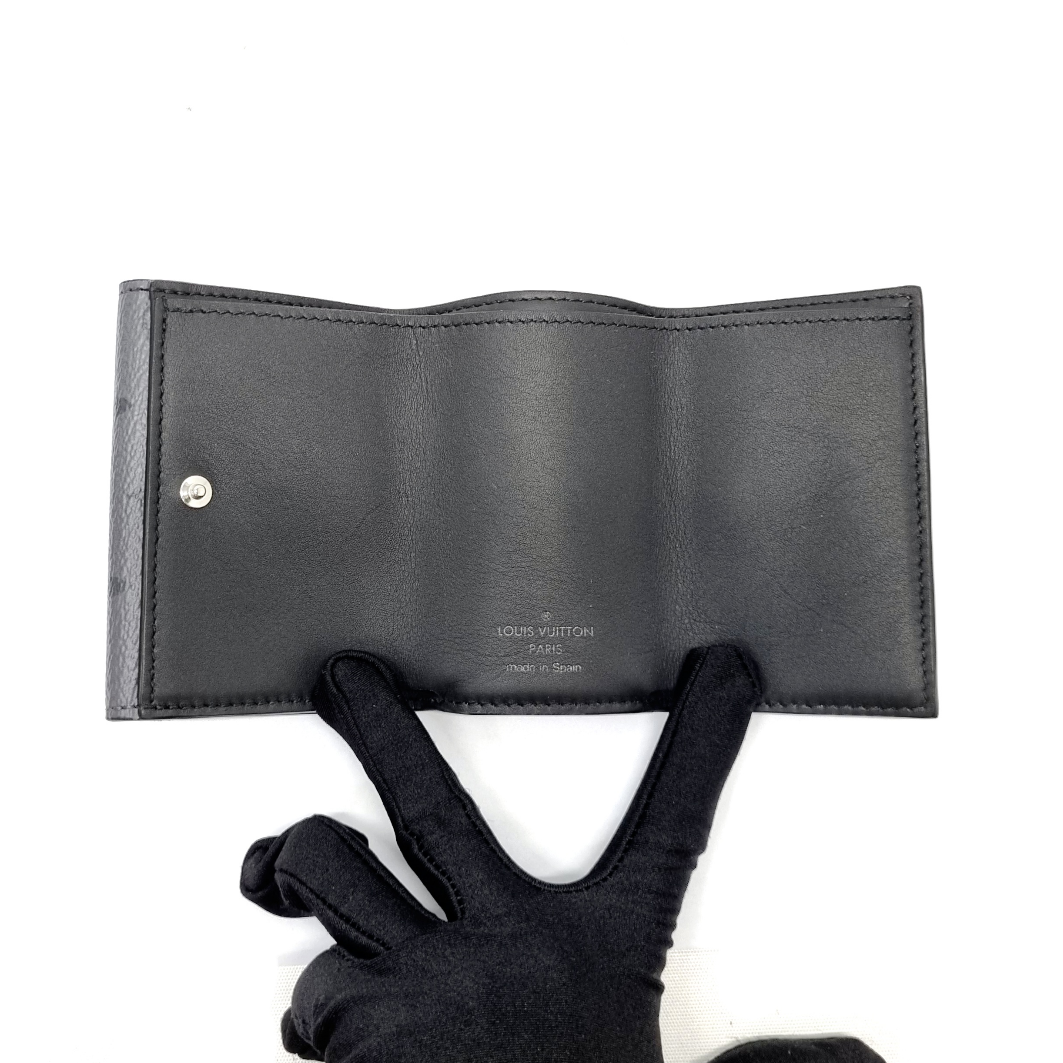 Louis Vuitton Discovery Compact Wallet Monogram Eclipse Reverse Shw
