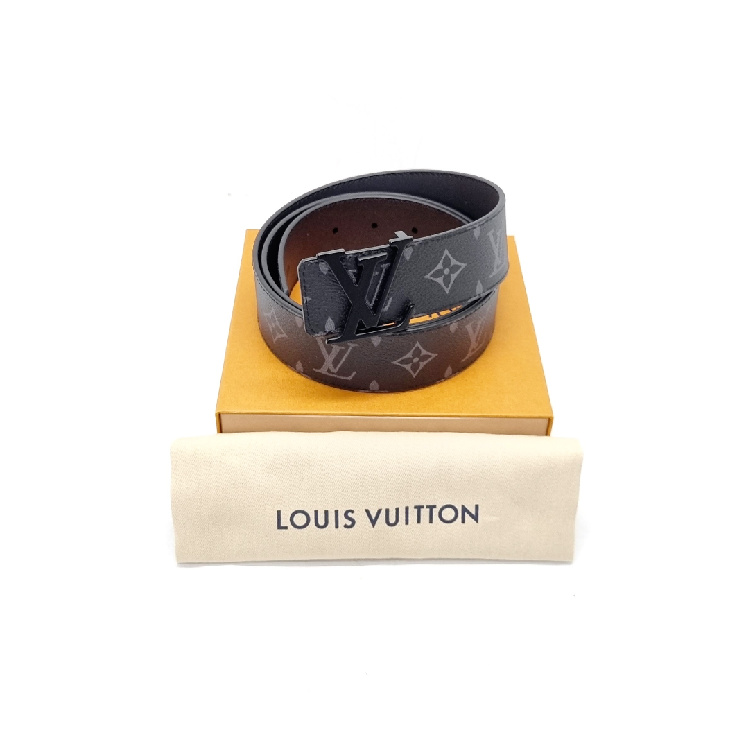 Louis Vuitton Monogram Eclipse Canvas LV Initials 40mm Matte black