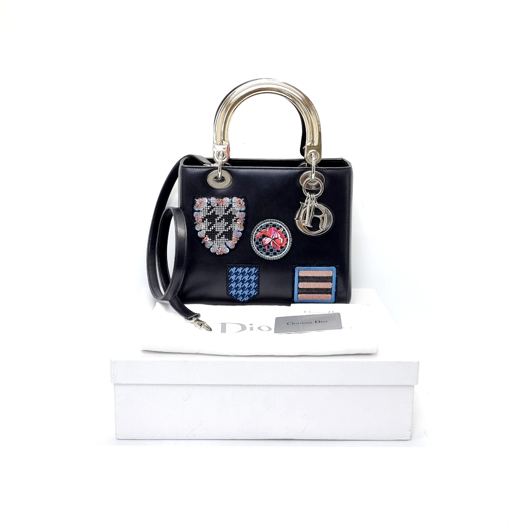 Christian Dior Lady Dior Medium Cannage Lambskin Patch Embellished Shw (Black)