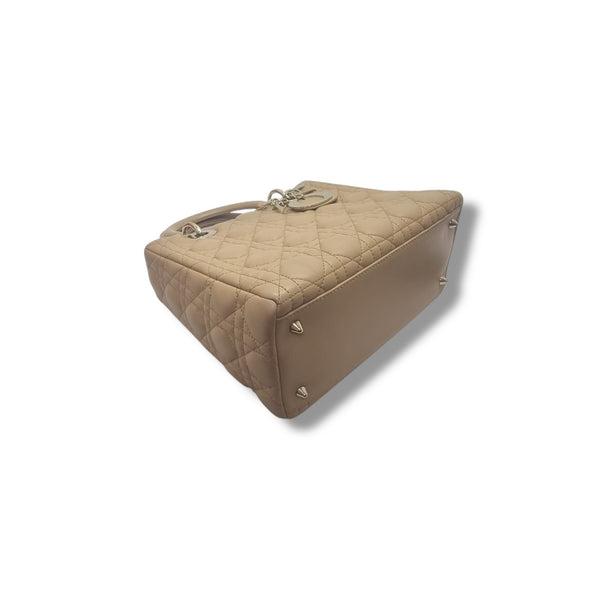Christian Dior Lady Dior Medium Cannage Lambskin Ghw (Powder Beige)