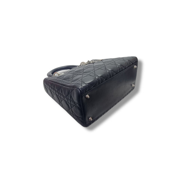 Christian Dior Lady Dior Medium Cannage Lambskin Shw (Black)
