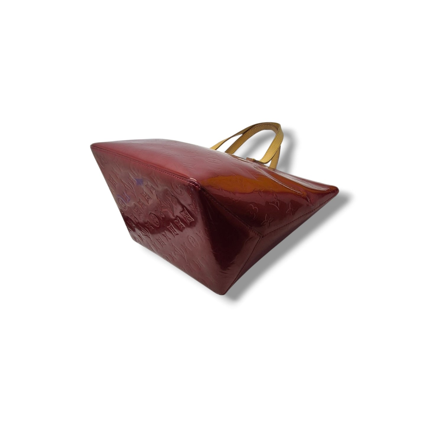 Louis Vuitton Bellevue PM Monogram Pomme D'Amour Ghw