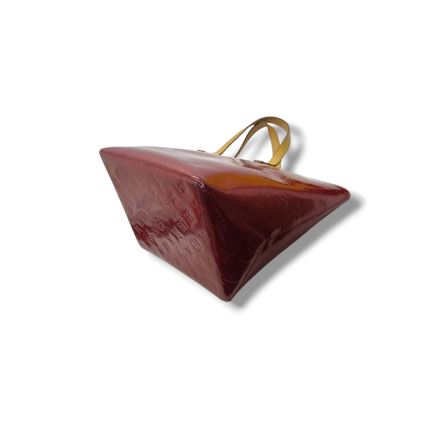 Louis Vuitton Bellevue PM Monogram Pomme D'Amour Ghw