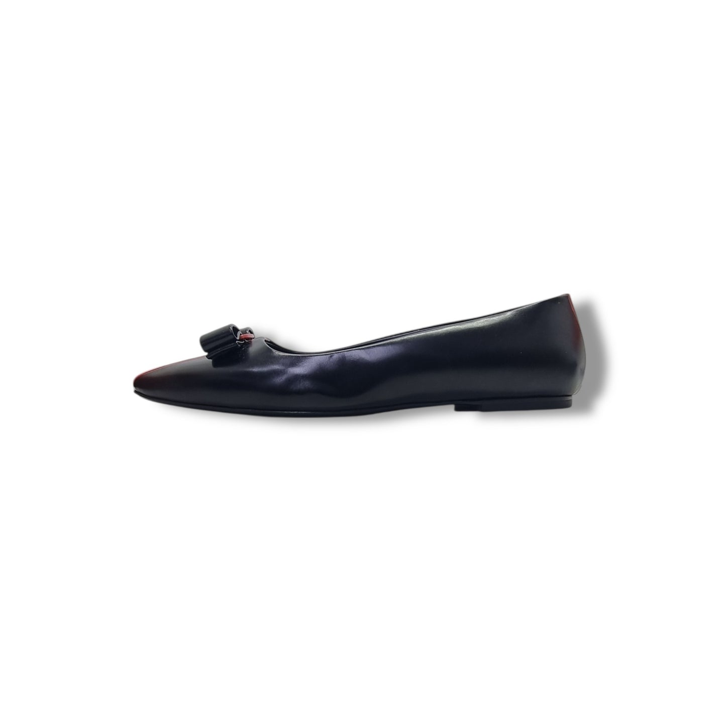 Salvatore Ferragamo Vara Bow Ballet Flats (Black/Red)