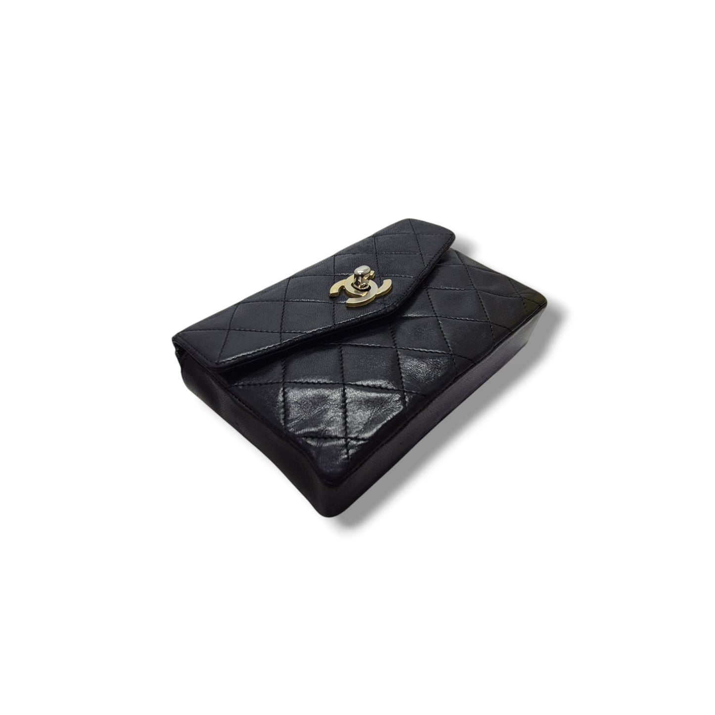 Chanel Vintage Quilted CC Belt Bag Lambskin Ghw (Black)