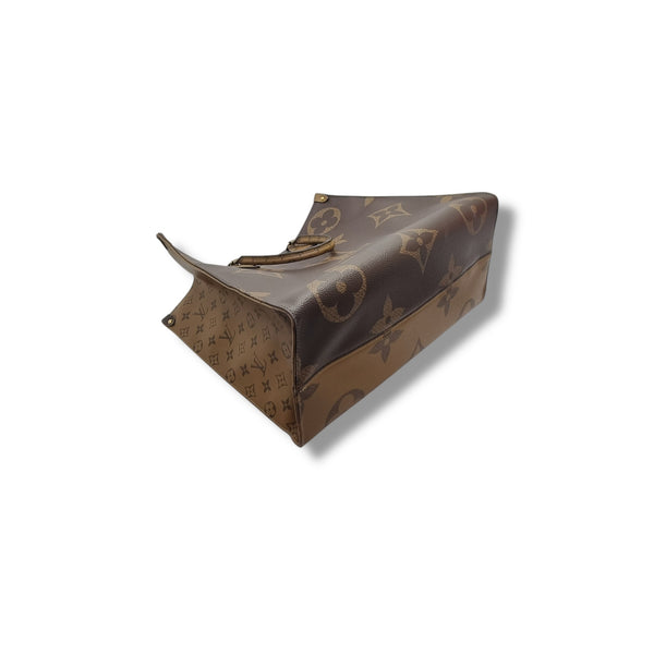 Louis Vuitton OnTheGo GM Monogram Giant Reverse Brass Hardware