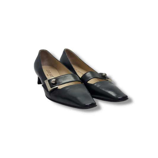 Louis Vuitton Buckle Embellished Toe Pumps Shw (Black)