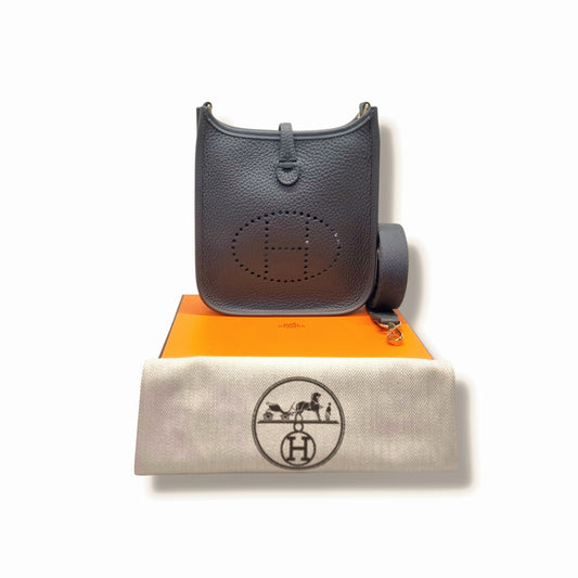 Hermes Evelyne 16 Amazone Taurillon Clemence Leather in Gris Misty Ghw