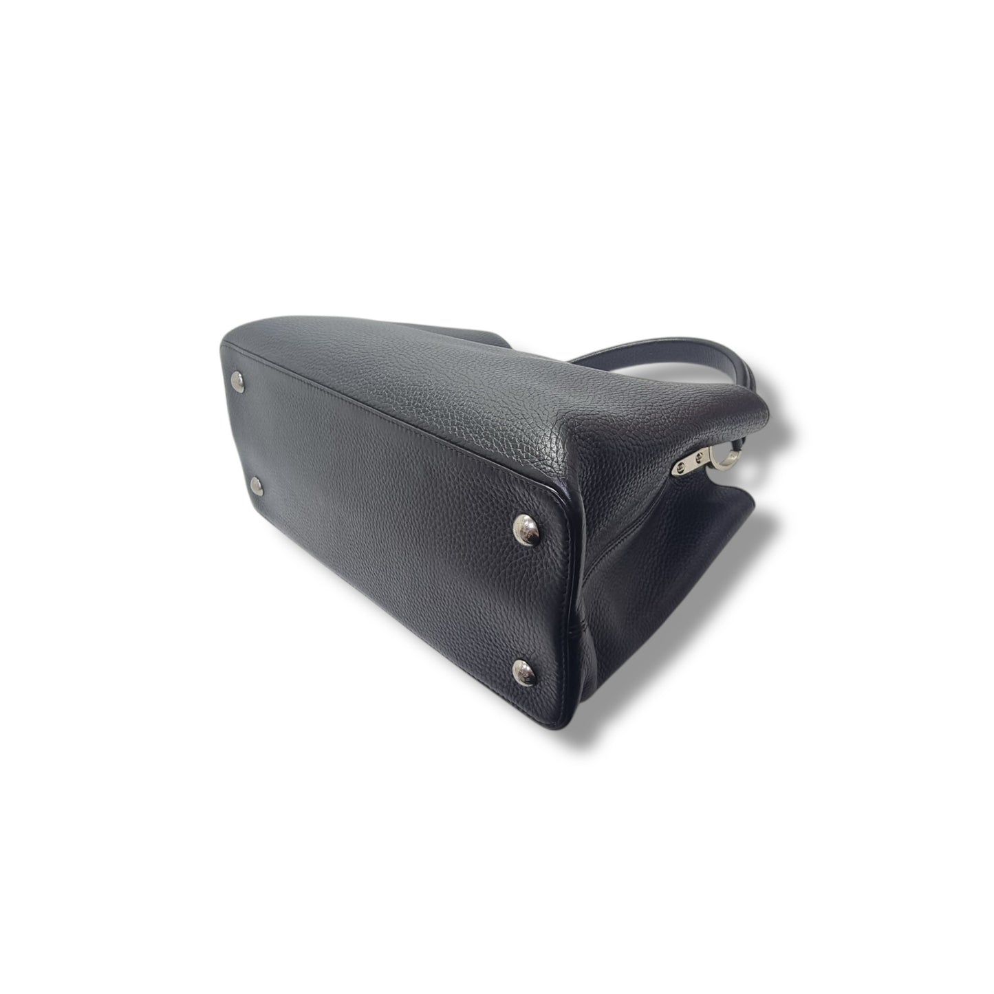 Louis Vuitton Capucines GM Taurillon Leather Shw (Black)