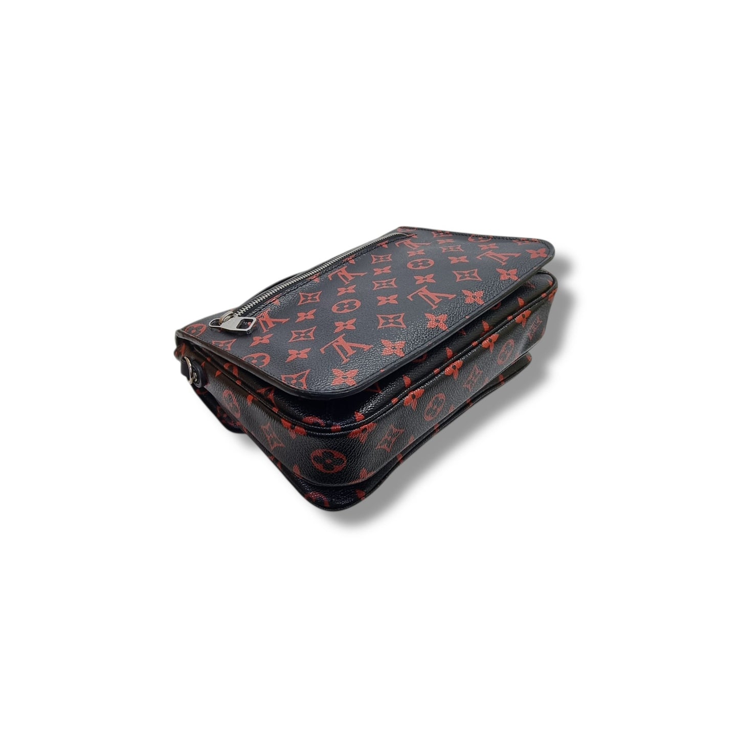 Louis Vuitton Pochette Metis Monogram Infrarouge Ghw