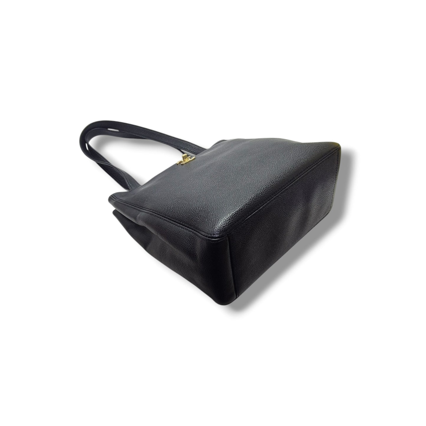 Chanel Vintage CC Turnlock Shoulder Bag Caviar Ghw (Black)