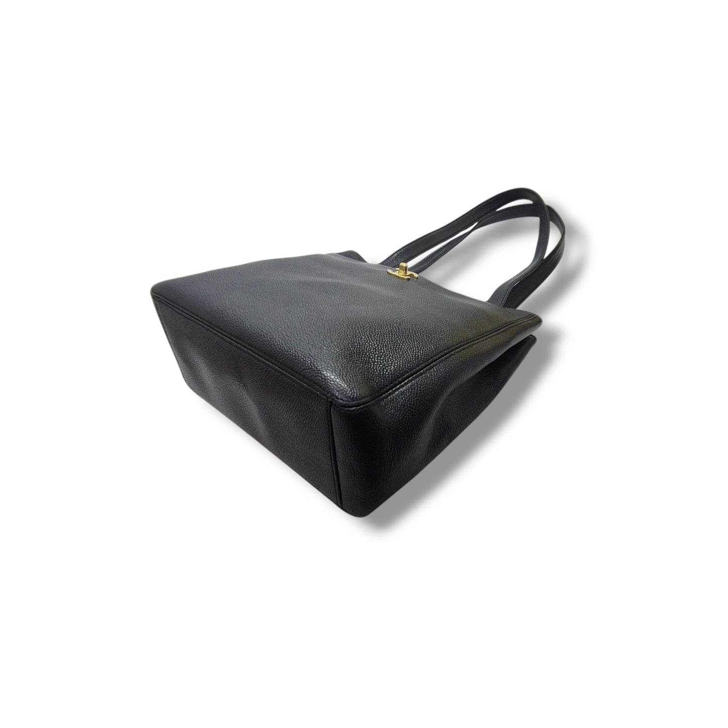 Chanel Vintage CC Turnlock Shoulder Bag Caviar Ghw (Black)