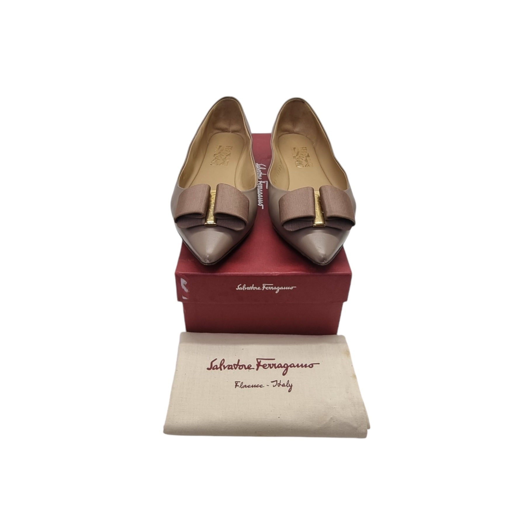 Salvatore Ferragamo Mimi Bow Flat Leather Shoes (Amaretti)