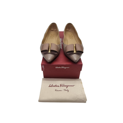 Salvatore Ferragamo Mimi Bow Flat Leather Shoes (Amaretti)