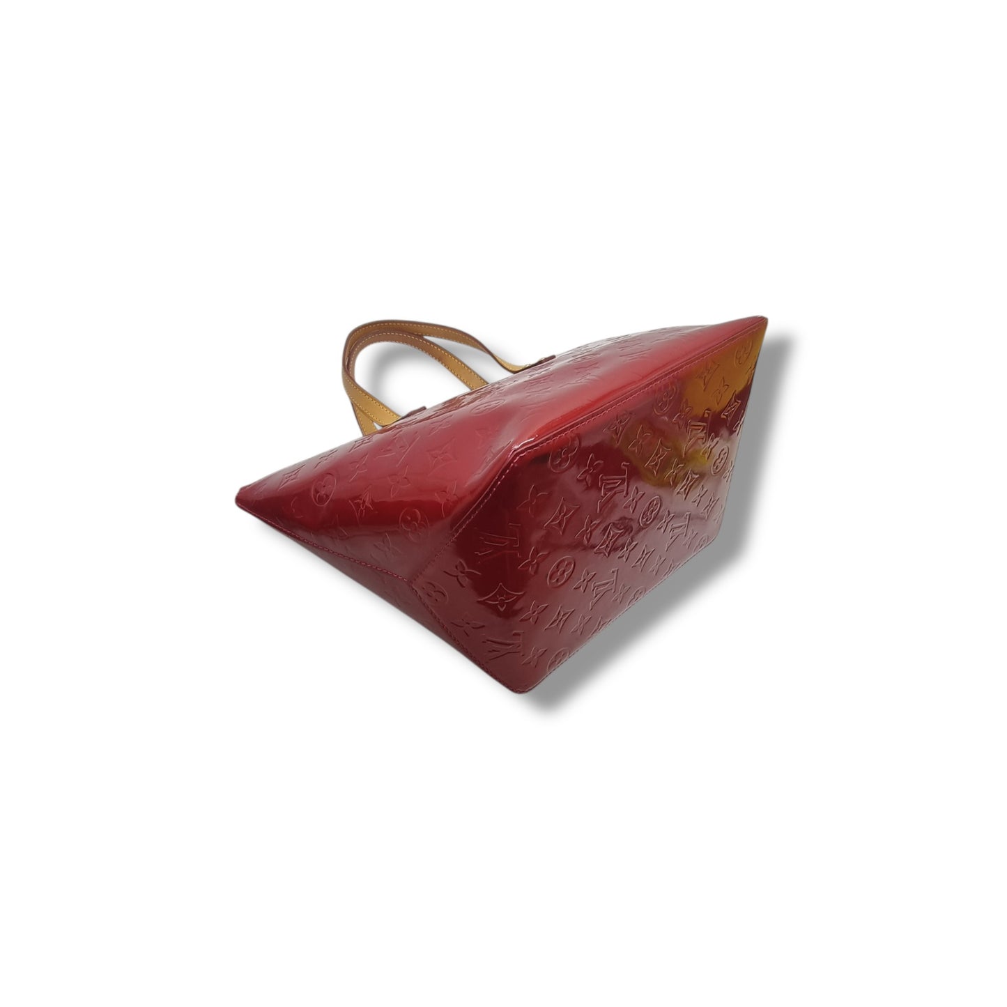 Louis Vuitton Bellevue PM Monogram Vernis Pomme D'Amour Ghw