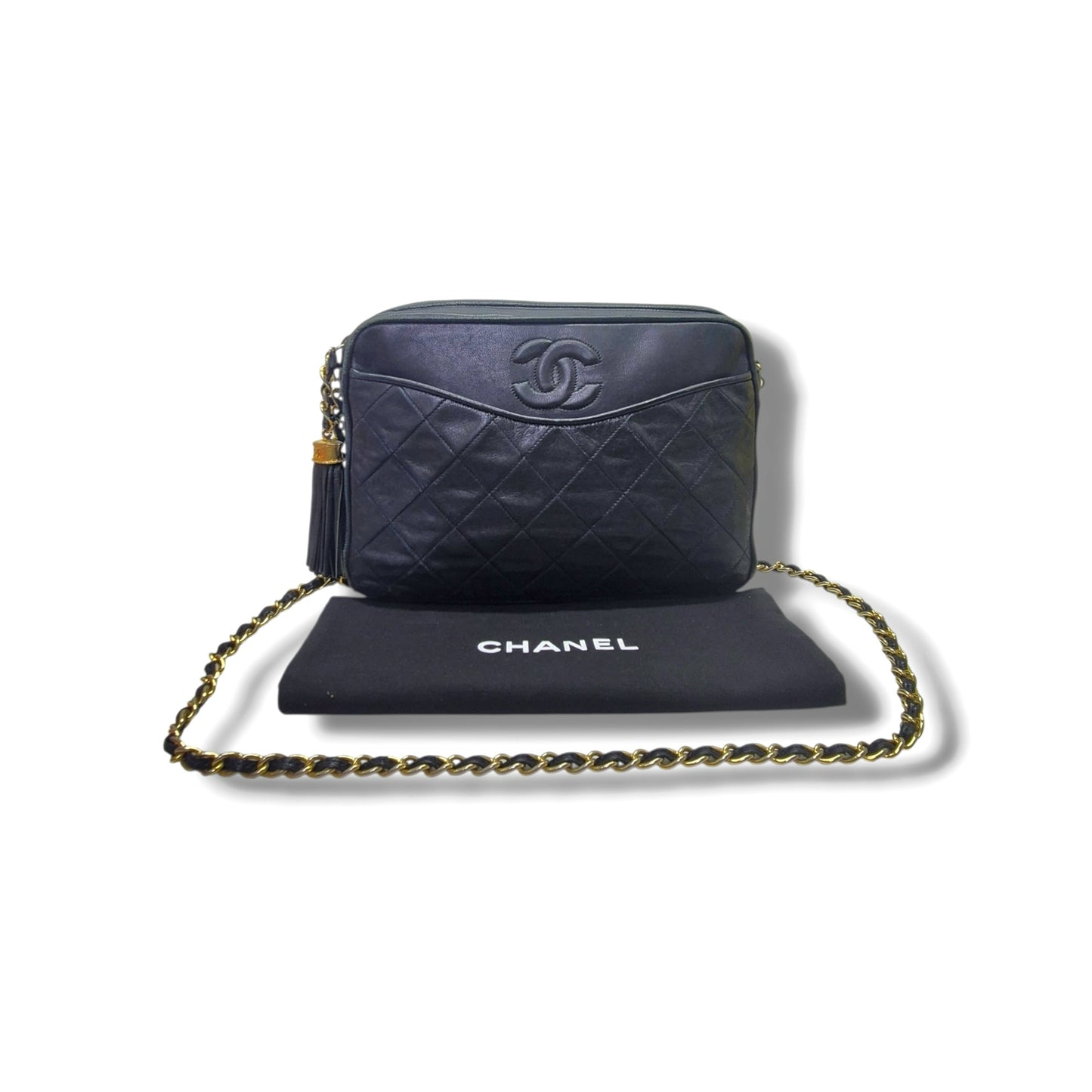 Chanel Vintage Camera Bag With Tassle Lambskin Ghw (Black)