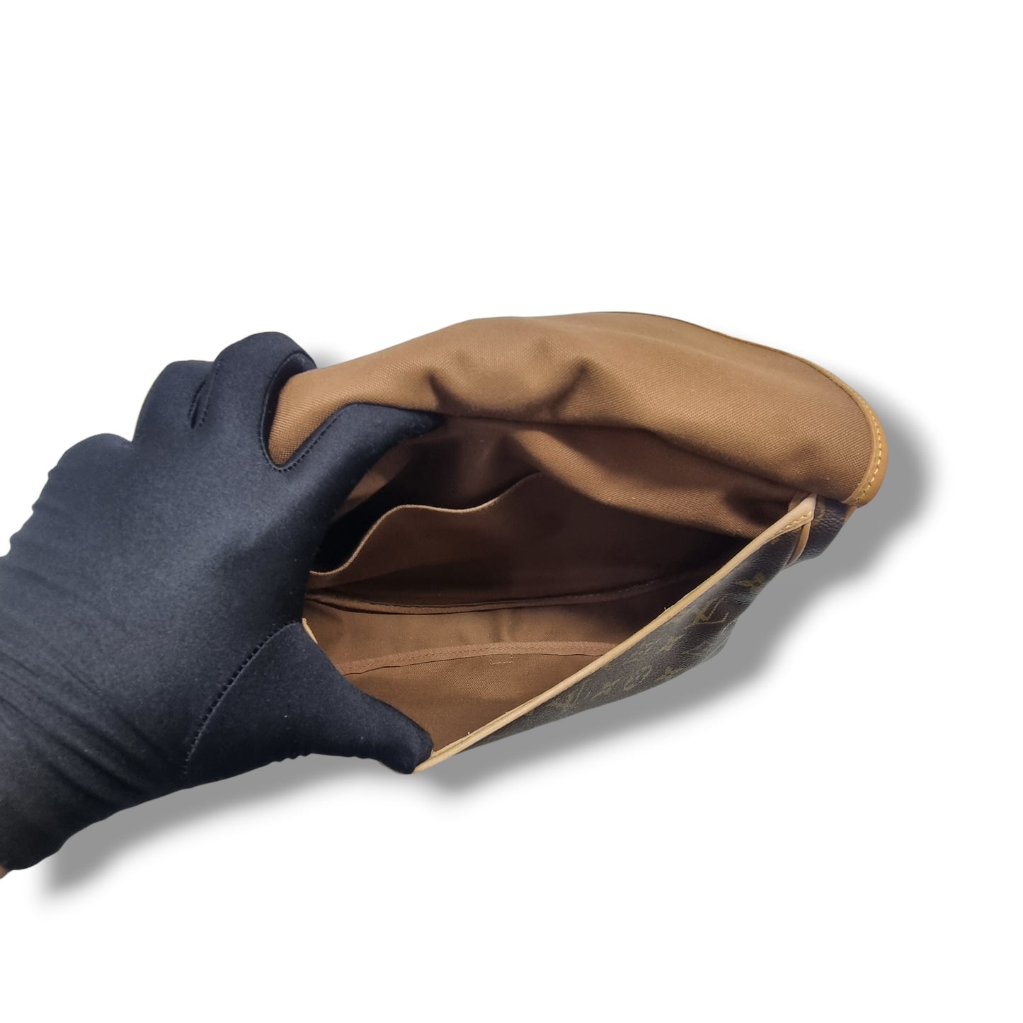Louis Vuitton Saumur 30 Monogram Ghw