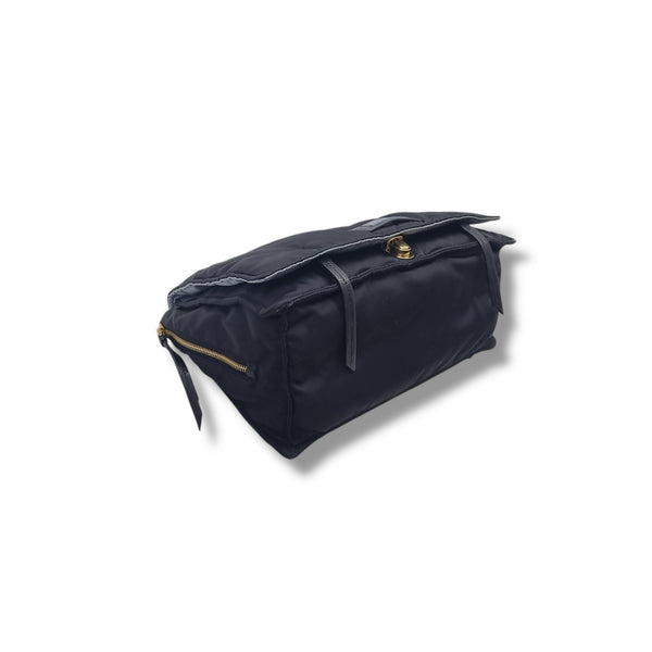 Prada Nylon Etiquette Messenger Bag Ghw (Black)