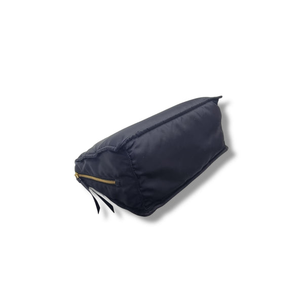 Prada Nylon Etiquette Messenger Bag Ghw (Black)