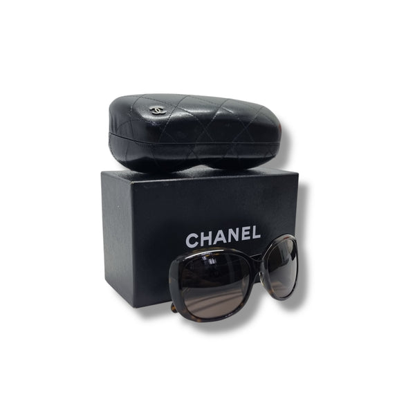 Chanel CC Logo Sunglasses Shw (Brown)