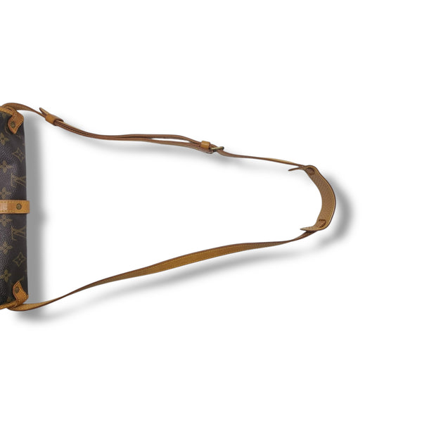 Louis Vuitton Saumur 30 Monogram Ghw