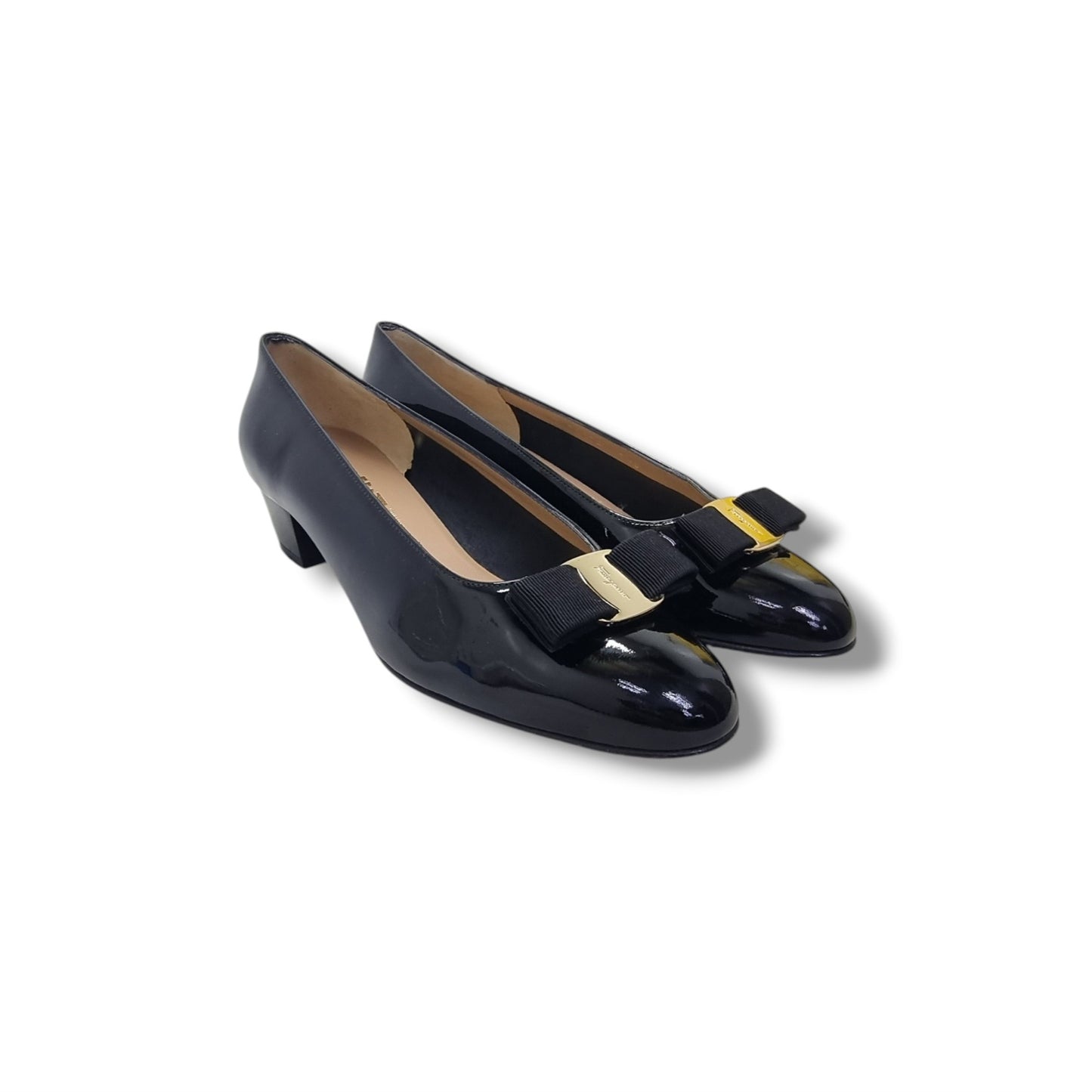 Salvatore Ferragamo Vara Bow Pump Patent Leather Ghw (Black)