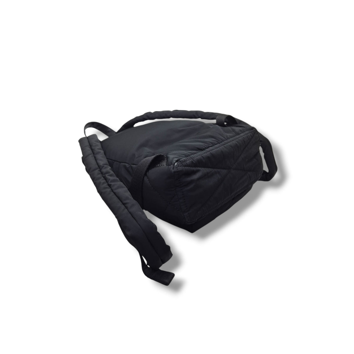 Marc Jacobs	Quilted Nylon Mini Backpack Ghw (Black)