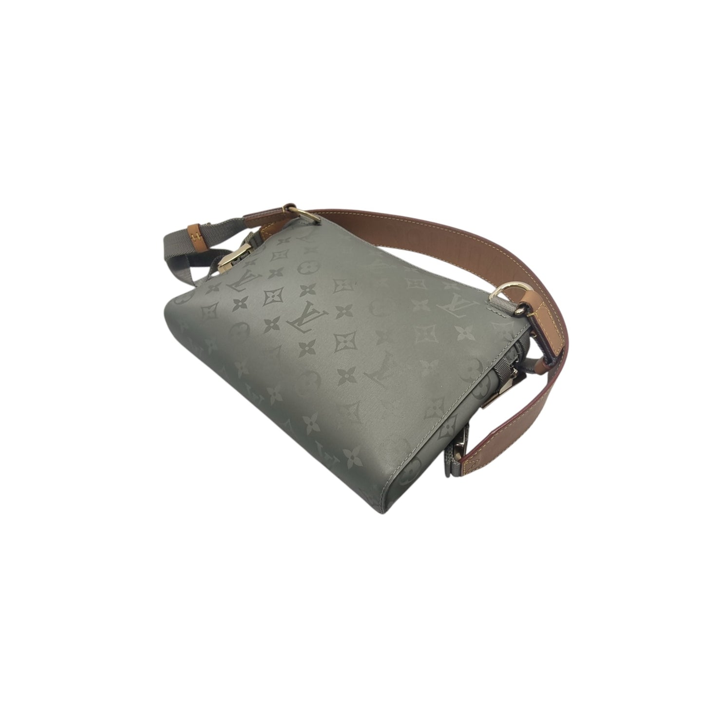 Louis Vuitton Titanium PM Messenger Bag Monogram Gray Ghw