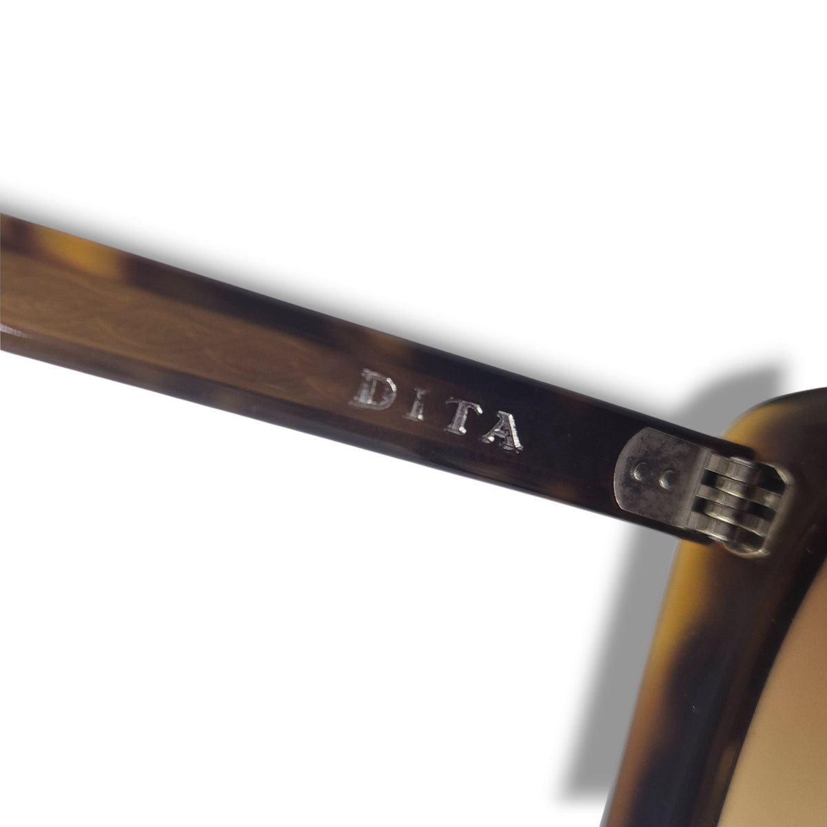 Dita Holiday Sunglasses (Coffee Caramel)