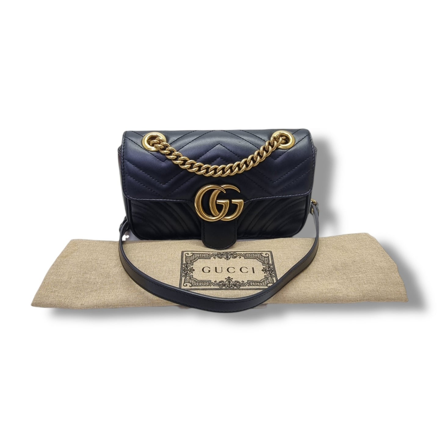 Gucci GG Marmont Small Matelasse Chevron Leather Bag Ghw (Black)