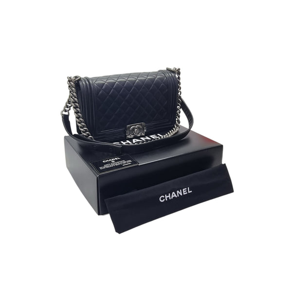 Chanel Boy Old Medium Lambskin Ruthenium Hw (Black)