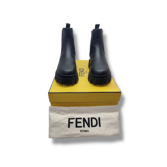 Fendi Force Chelsea Leather Ankle Boots (Black)