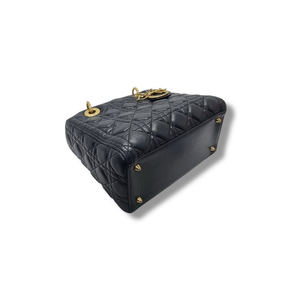 Christian Dior Lady Dior Medium Cannage Lambskin Ghw (Black)
