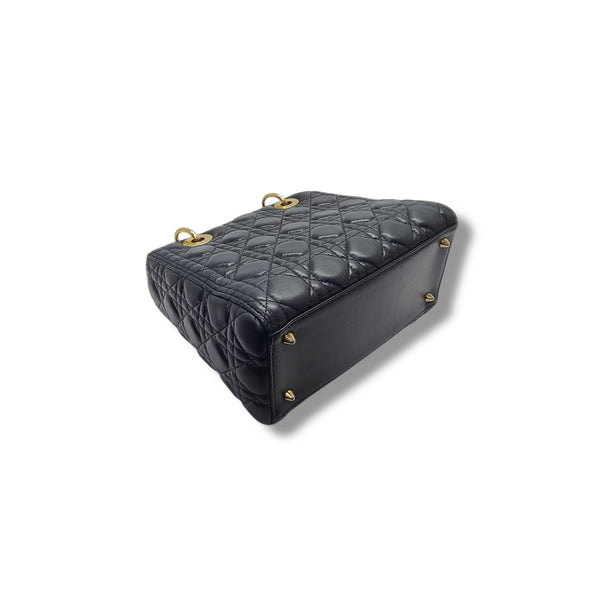 Christian Dior Lady Dior Medium Cannage Lambskin Ghw (Black)