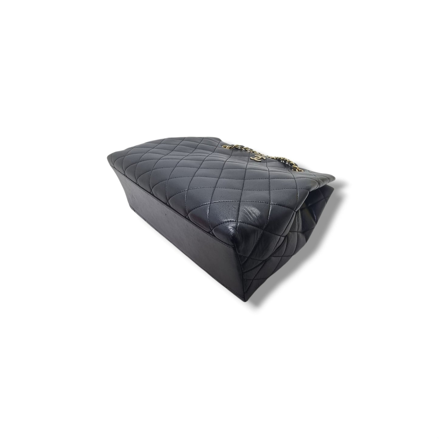 Chanel Vintage Quilted Lambskin Shoulder Bag Ghw (Black)