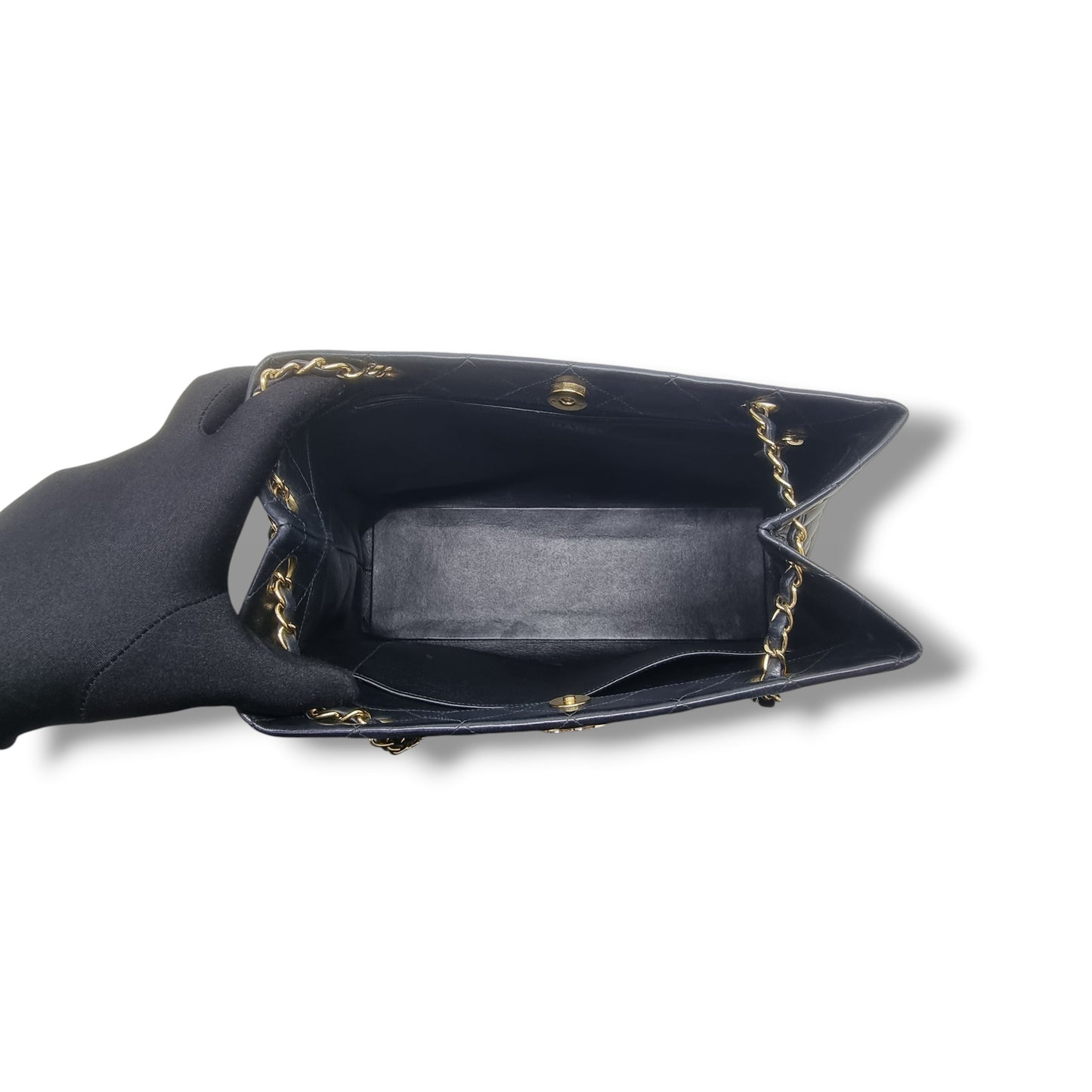 Chanel Vintage Quilted Lambskin Shoulder Bag Ghw (Black)