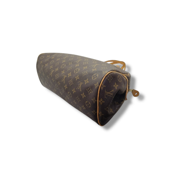 Louis Vuitton Montorgueil GM Monogram Ghw