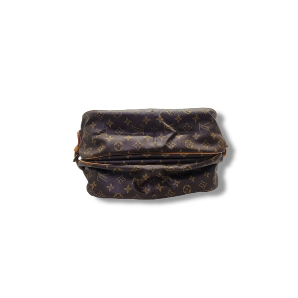 Louis Vuitton Saumur 35 Monogram Ghw